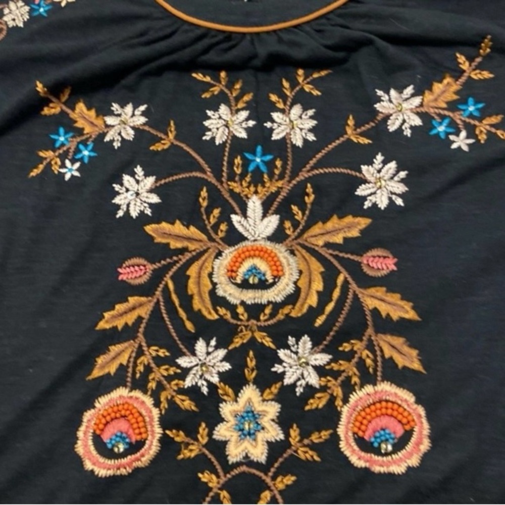 🛍️ Fall embroidered top - Picture 11 of 12